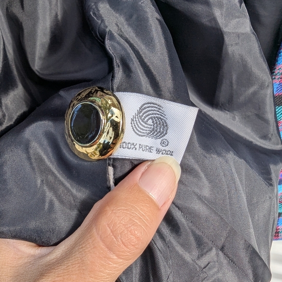 Vintage Bleyle 100% wool plaid single button blazer with shoulder pads - Picture 6 of 6